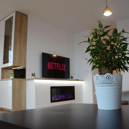Luxury Panorama Apartament,Coresi Brasov Exterior photo